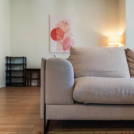 Skai By * ティラナ