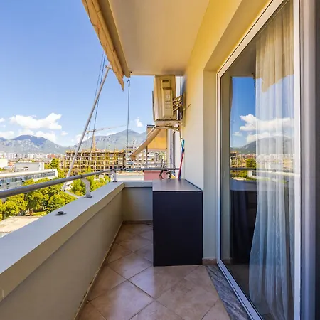 Skai By ティラナ