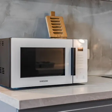 Skai By * ティラナ